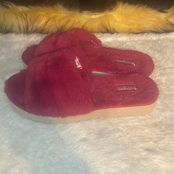 Kookaburra by Ugg slippers size 9 (100) - Picture 3 of 6